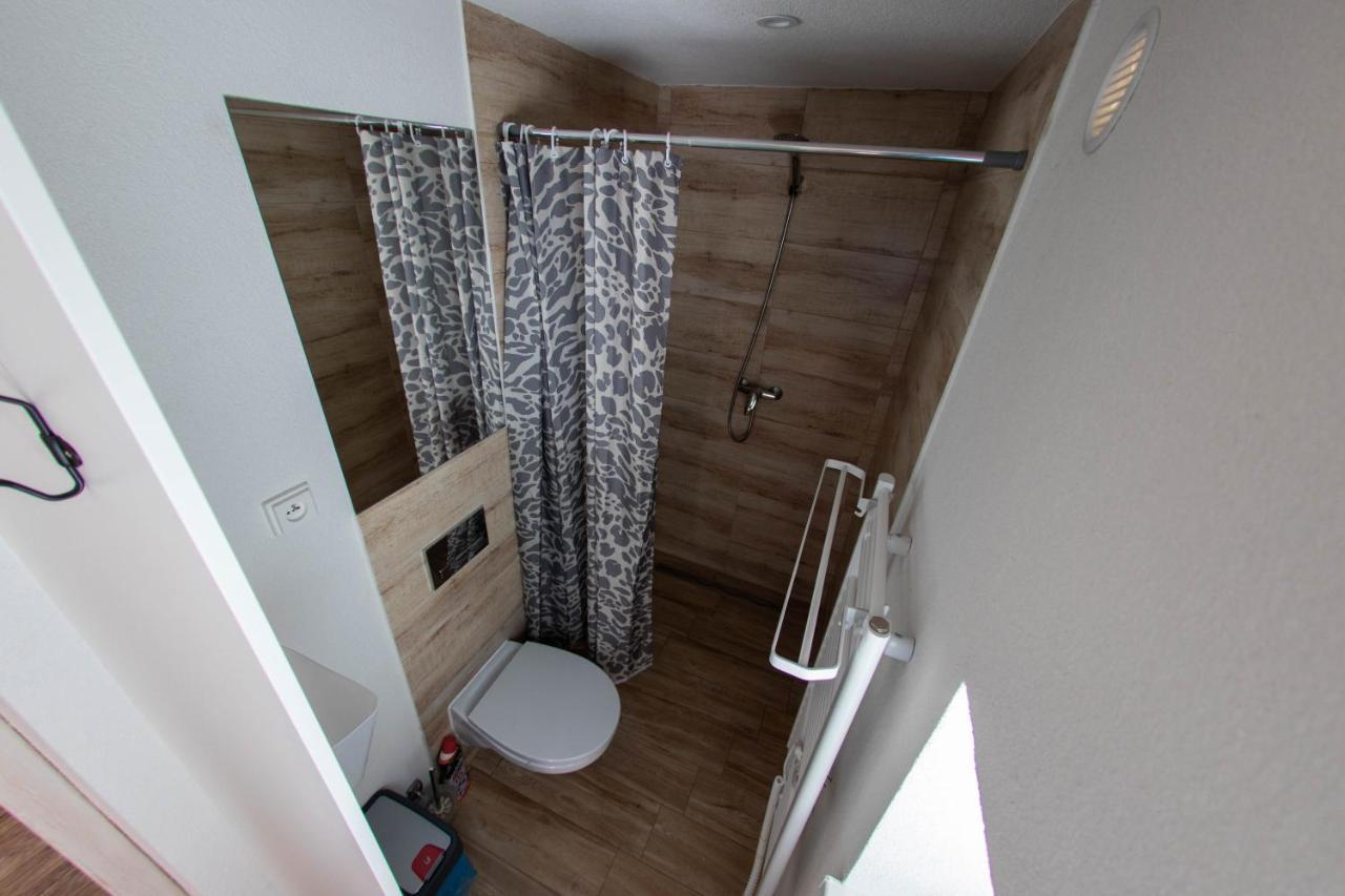 Privat Vcelka Apartment Liptovsky Mikulas Bagian luar foto